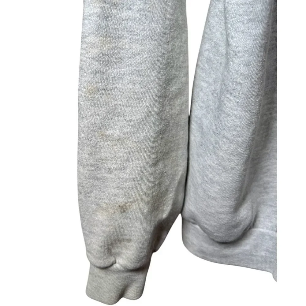 Vintage Greetings From Sturbridge Massachusetts Gray Crewneck Sweatshirt‎ Large